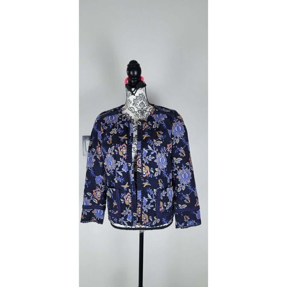 LOFT Womens Blazer Navy floral cotton blend Size 10 Eyelet Crochet Trim Open
